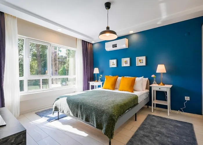 Apartment Modern Flat Near Hadrian's Gate